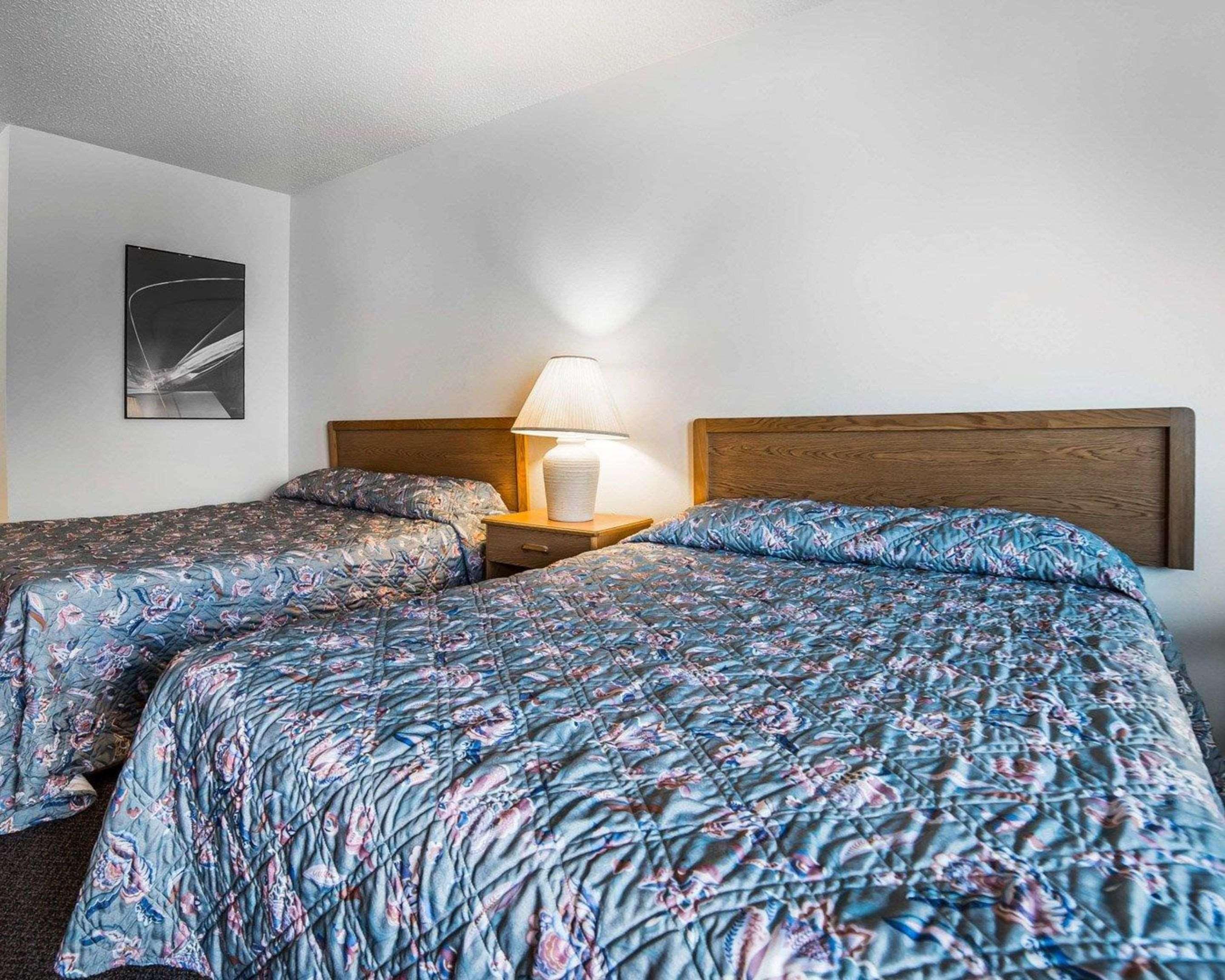 Rodeway Inn & Suites Arlington Exteriér fotografie