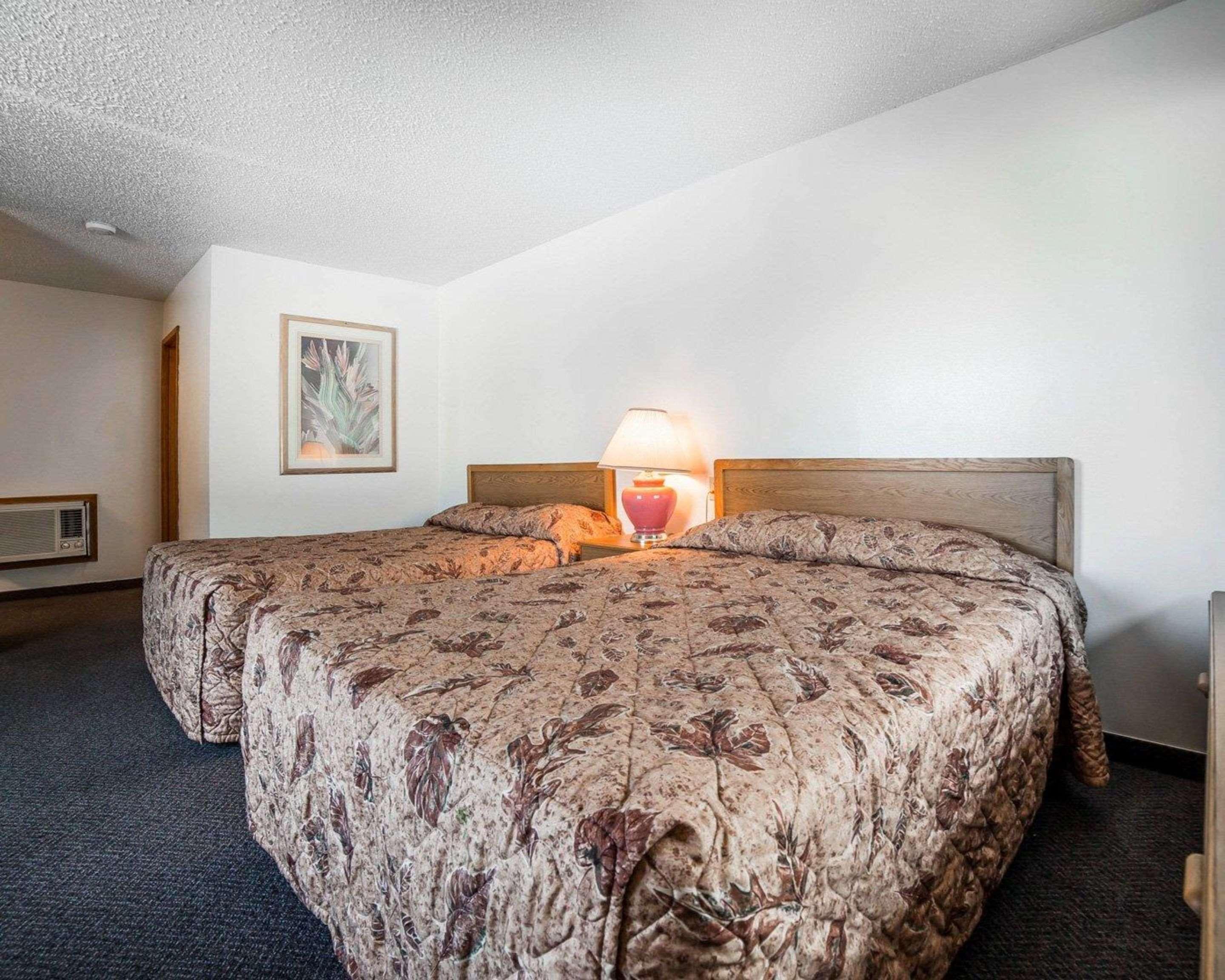 Rodeway Inn & Suites Arlington Exteriér fotografie